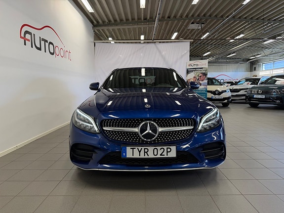 Mercedes-Benz C300 de 2 of 19