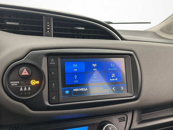 Toyota Yaris 22 of 30