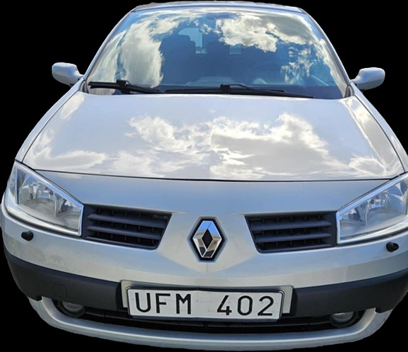 Renault Megane II 3 of 5