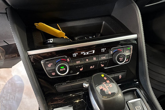BMW 218 22 of 26