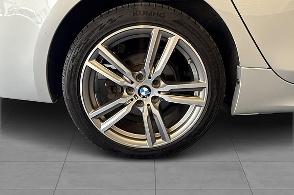 BMW 218 8 of 26