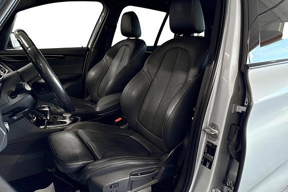 BMW 218 13 of 26