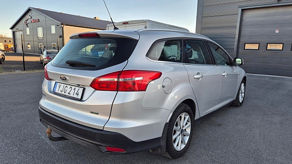 Ford Focus 8 of 8