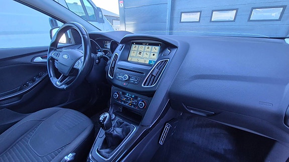 Ford Focus 15 of 21