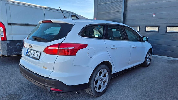 Ford Focus 8 of 21