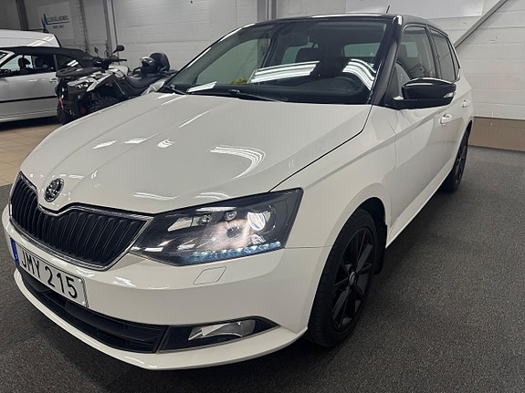 Skoda Fabia 2 of 5
