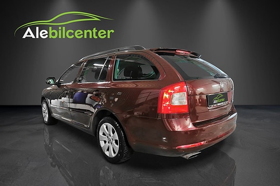 Skoda Octavia 4 of 5