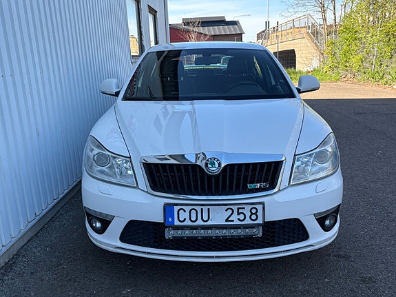 Skoda Octavia RS 3 of 5