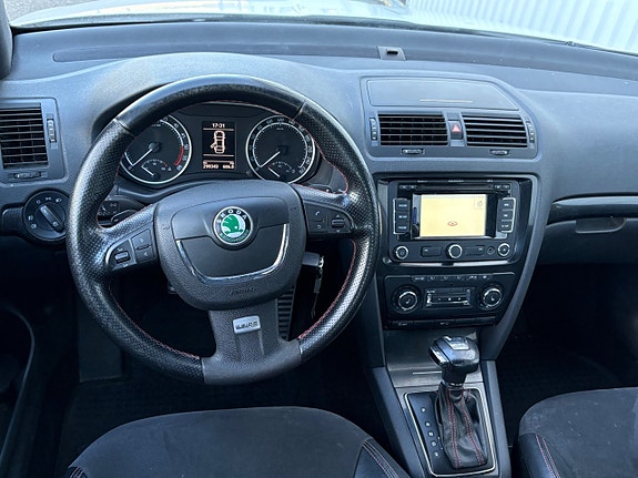 Skoda Octavia RS 12 of 14