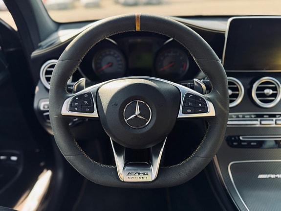 Mercedes-Benz GLC63 11 of 25
