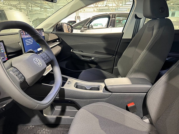 Volkswagen Polo 13 of 21