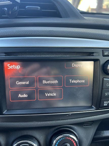 Toyota Yaris 10 of 11