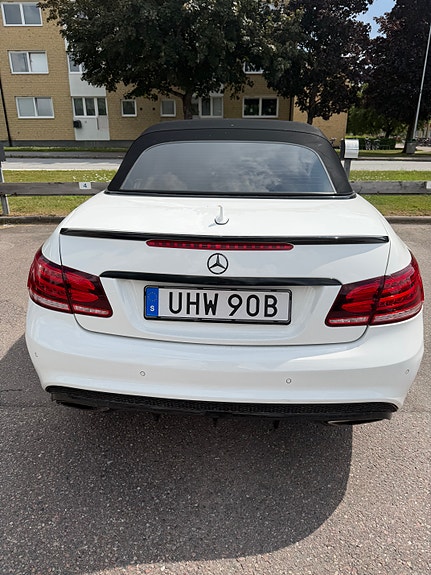 Mercedes-Benz E220 4 of 14