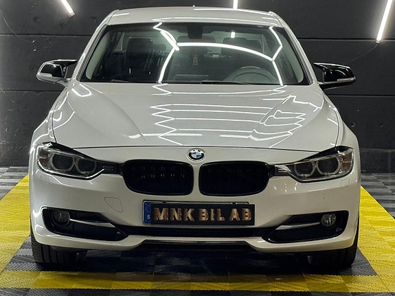 BMW 320d 3 of 24