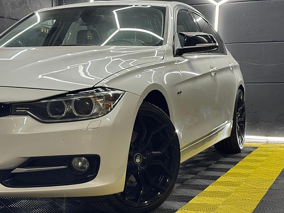 BMW 320d 2 of 24