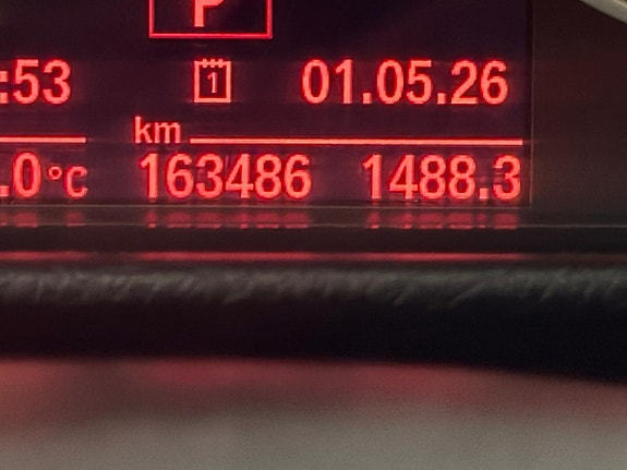 BMW 320d 16 of 25