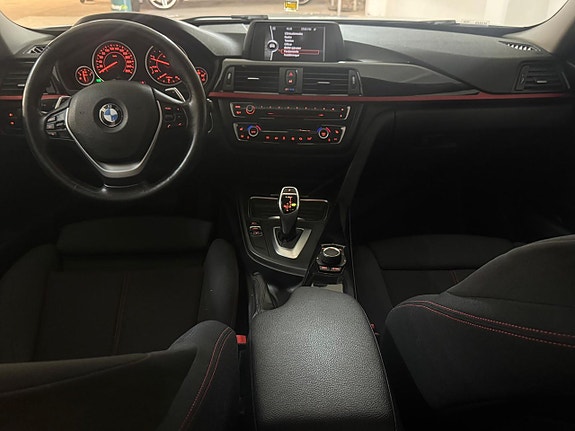 BMW 320d 23 of 25