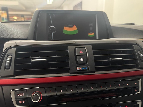 BMW 320d 14 of 25