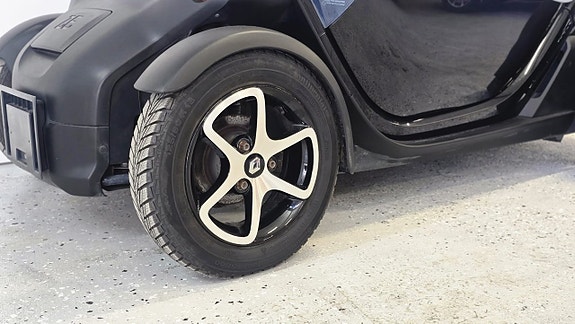 Renault Twizy Urban 80 7 kWh 4 of 5