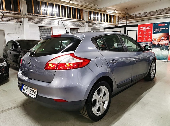 Renault Megane III 4 of 5