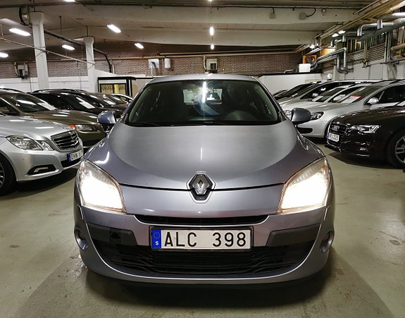 Renault Megane III 5 of 5
