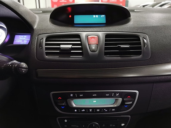 Renault Megane III 16 of 16