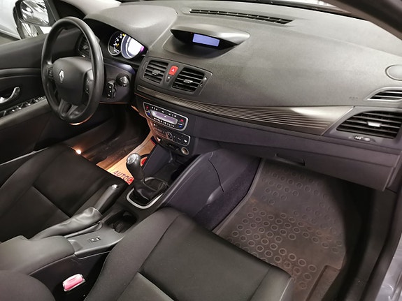 Renault Megane III 9 of 16