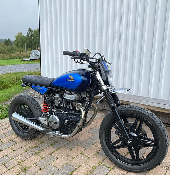 Honda CM400T 4 of 9