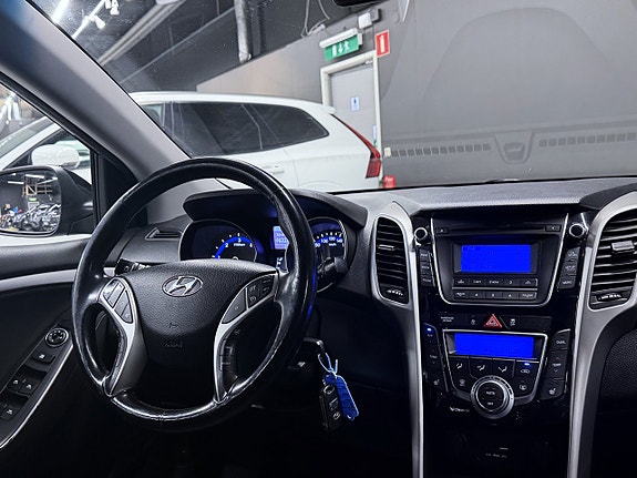 Hyundai i30 5 of 10