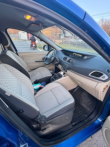 Renault Scenic III 5 of 9