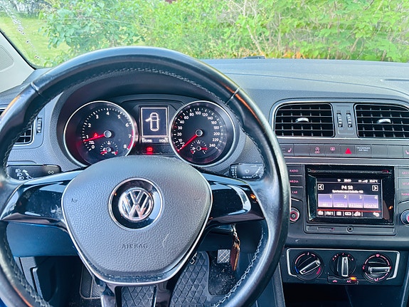 Volkswagen Polo 5 of 5