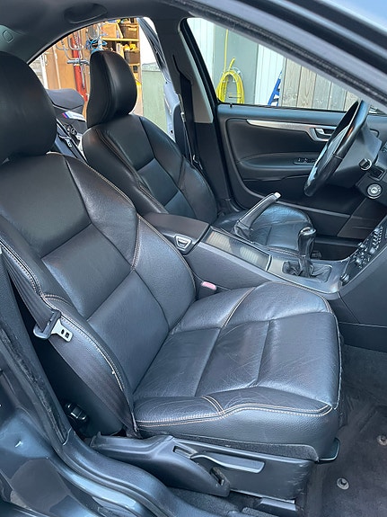 Volvo S60 5 of 12