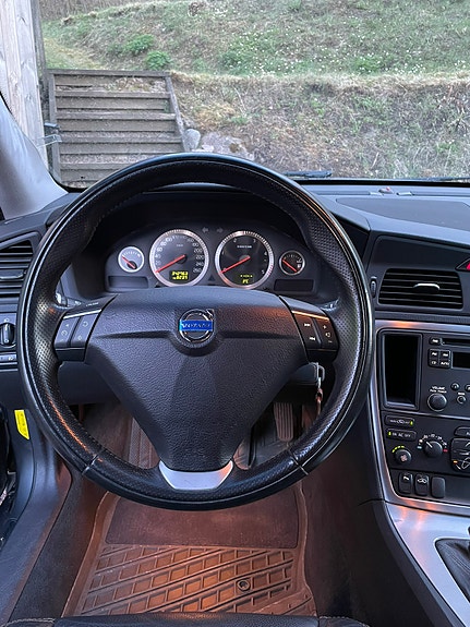 Volvo S60 10 of 12