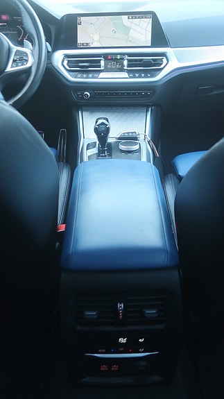 BMW 330e 21 of 27