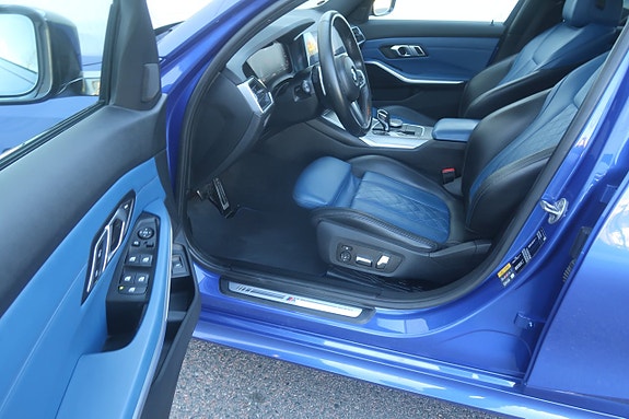 BMW 330e 10 of 27