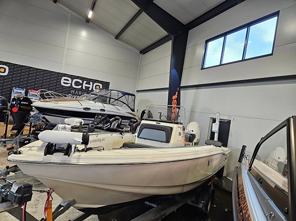 Scout 187 Sportfish med Bålsta trailer, elmotor och ekolod 4 of 12