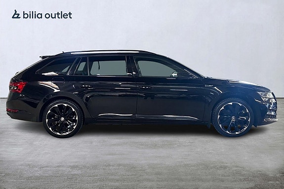 Skoda Superb 5 of 5
