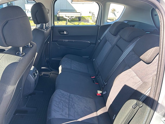 Peugeot 3008 11 of 27