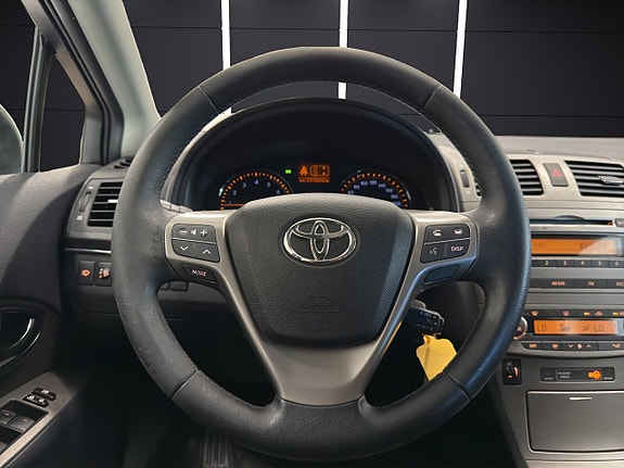 Toyota Avensis 14 of 22