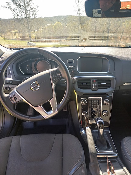 Volvo V40 Cross Country 8 of 8
