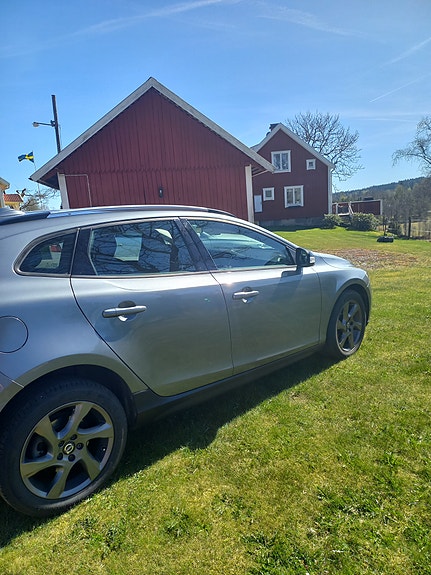 Volvo V40 Cross Country 5 of 5