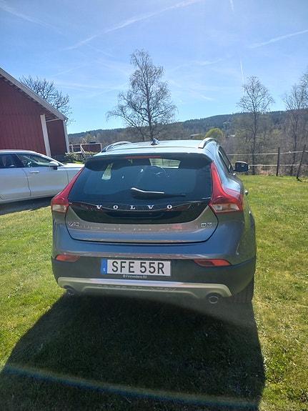 Volvo V40 Cross Country 4 of 5