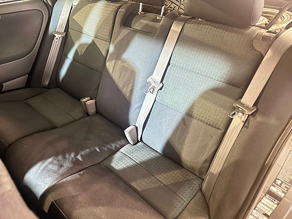 Volvo V40 9 of 10