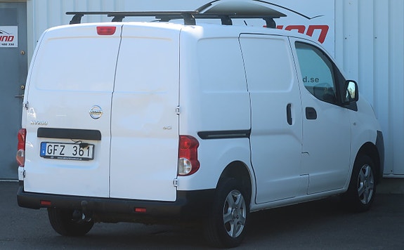 Nissan NV200 4 of 5