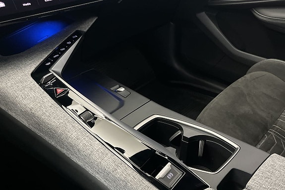 Peugeot 5008 16 of 25