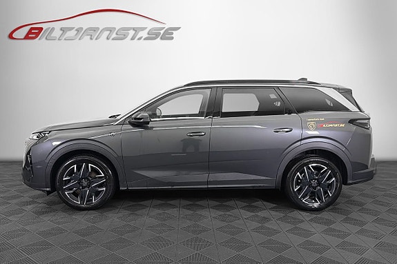 Peugeot 5008 2 of 5