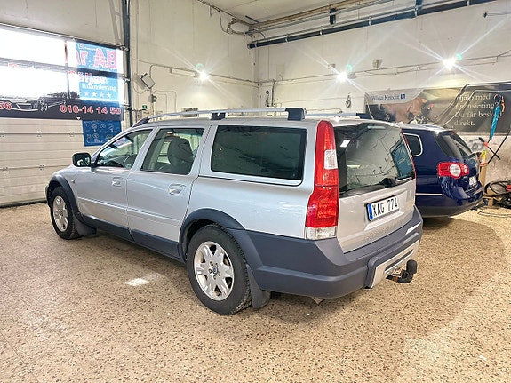Volvo XC70 5 of 5