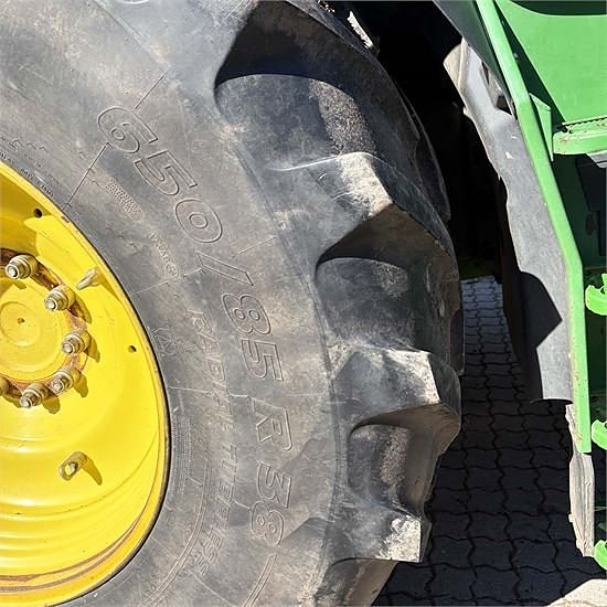 John Deere 6215R 25 of 29