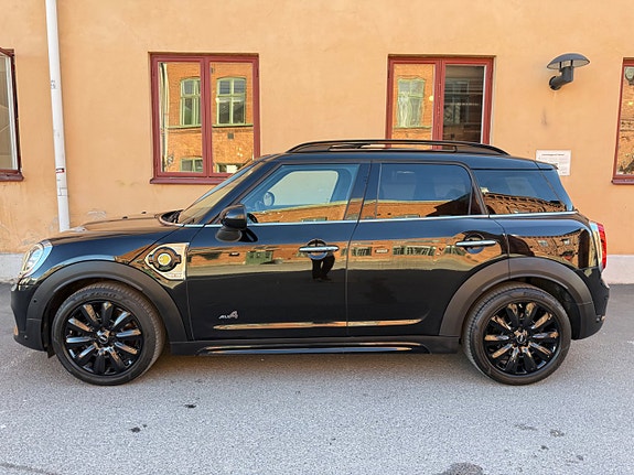 MINI Countryman Cooper SE 4 of 5
