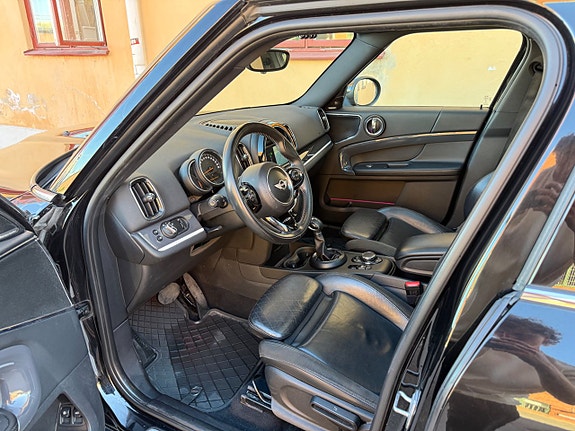MINI Countryman Cooper SE 14 of 22